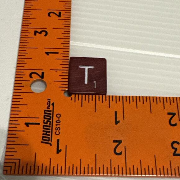 Scrabble Lot of 400 Wood Letter Tiles Maroon White Letters Crafts Replacements - Picture 8 of 8